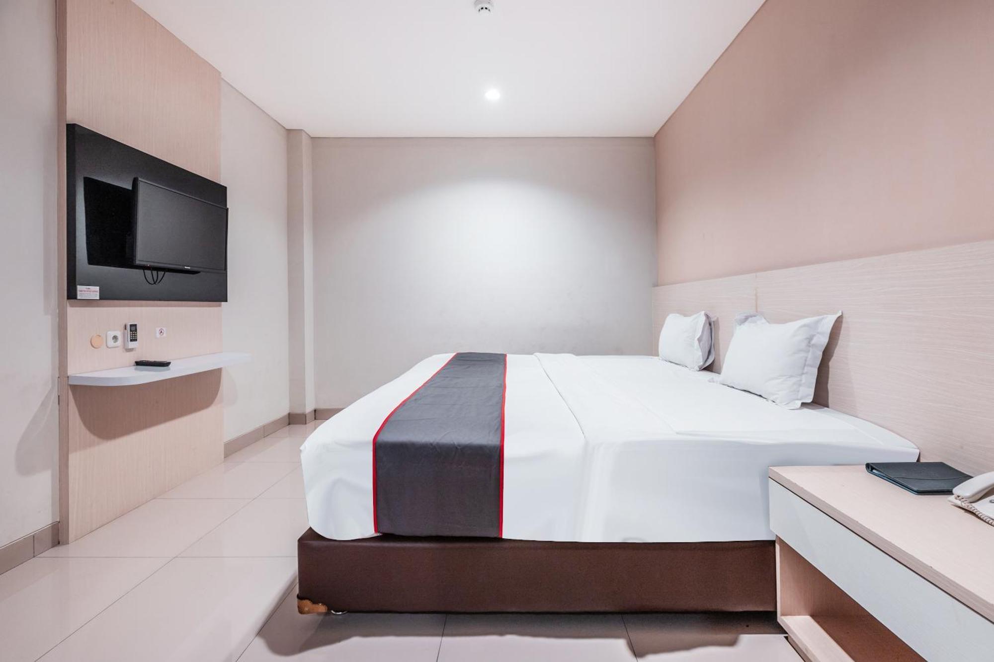 Collection O Hotel Igloo Bekasi Exterior foto